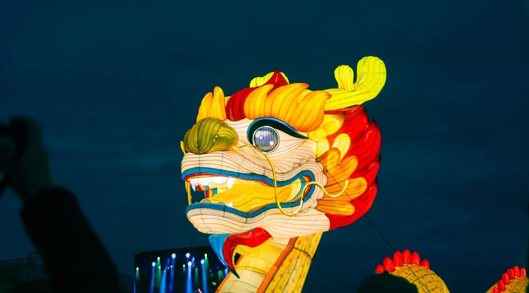 产业园区物业服务与配套运营成本效益对比分析
